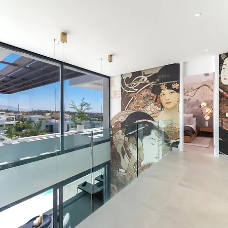 Vacation Marbella I Hanami, Private Infinity Edge-pool, Gym, Movie Theater, Night-security, Alarm System, Close To Golfs And Beaches * Estepona