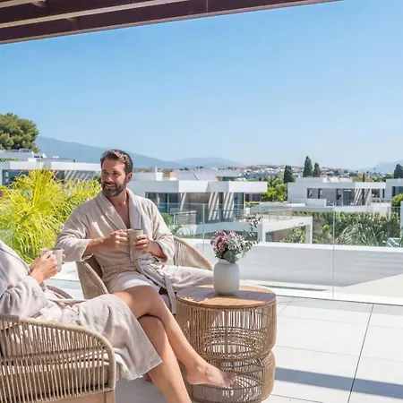 Vacation Marbella I Hanami, Private Infinity Edge-pool, Gym, Movie Theater, Night-security, Alarm System, Close To Golfs And Beaches